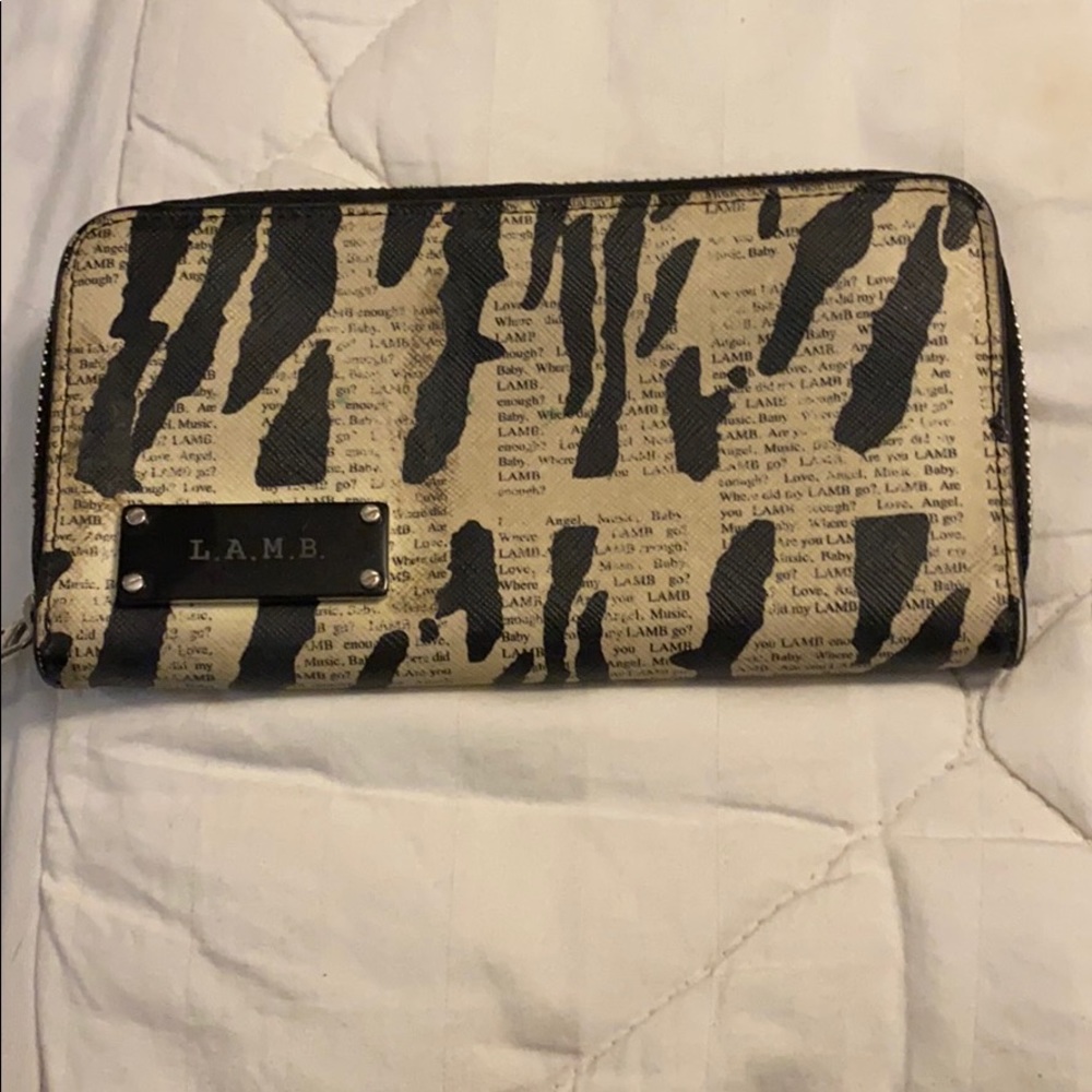 L.A.M.B wallet